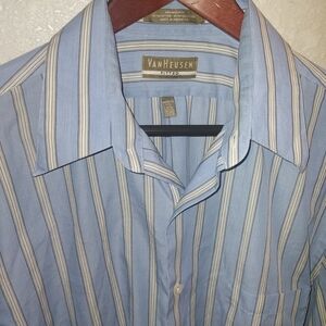 Van Heusen Men's Classic Blue Striped Shirt